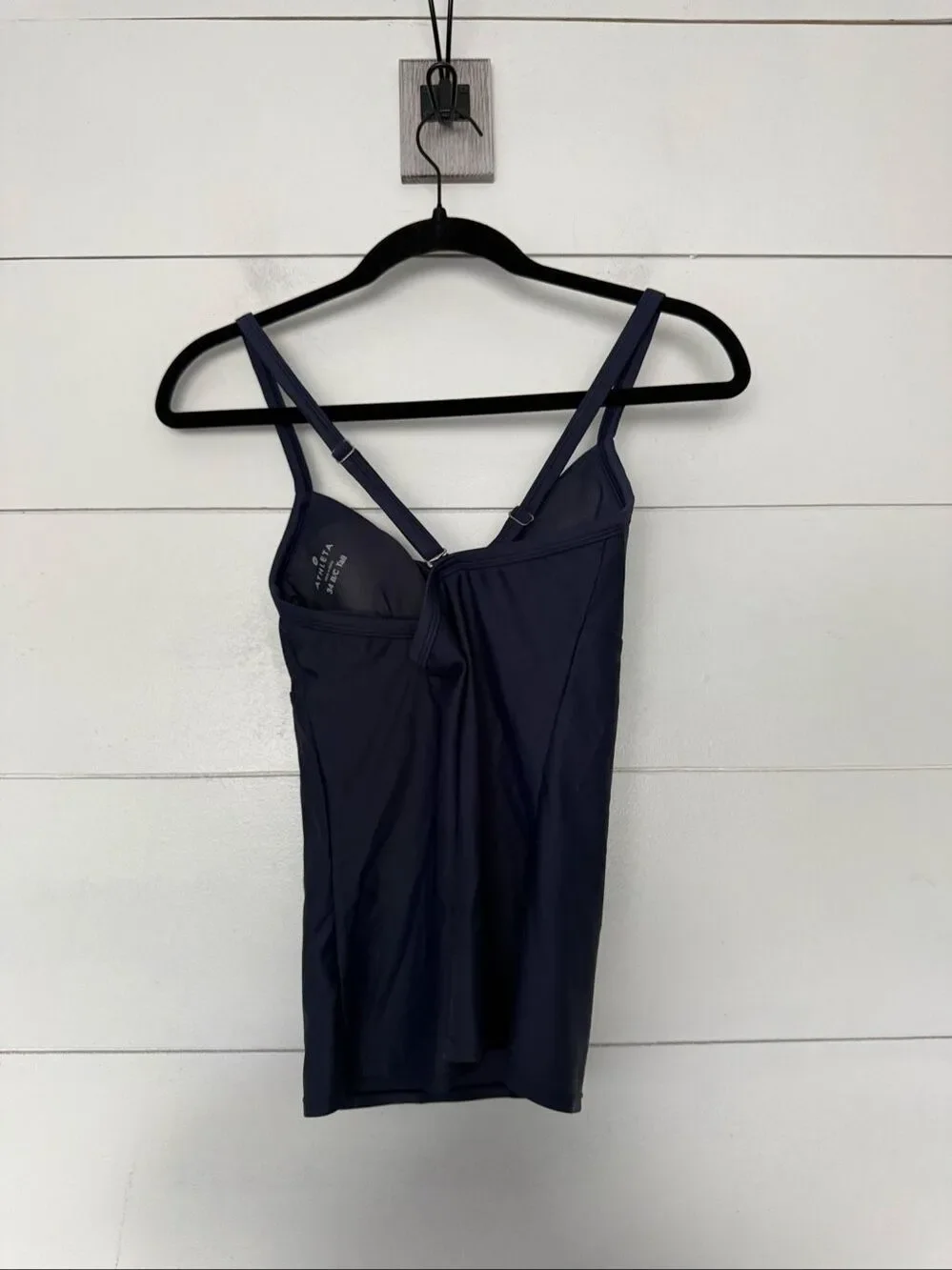 Athleta Women’s 34B/C Navy Blue Swim Tankini Top